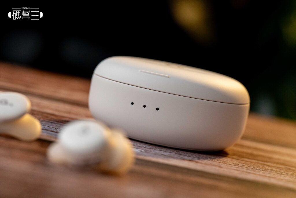 soundcore Sleep A30 充電指示燈