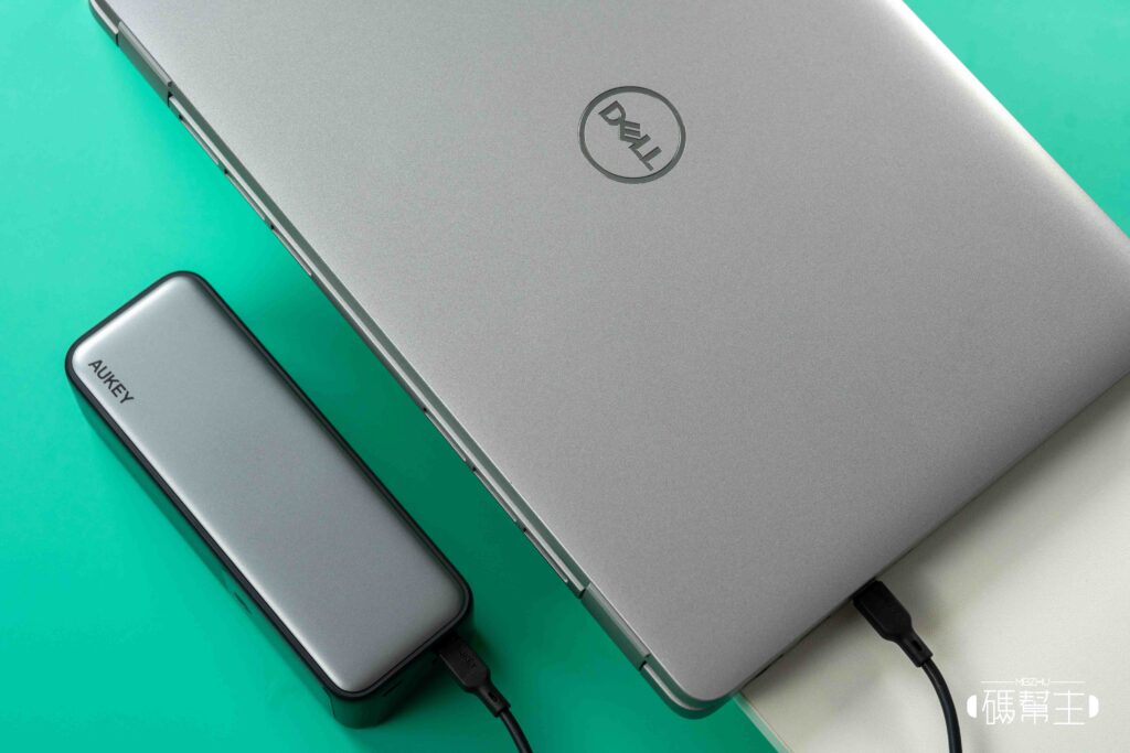 AUKEY Y63 筆電充電