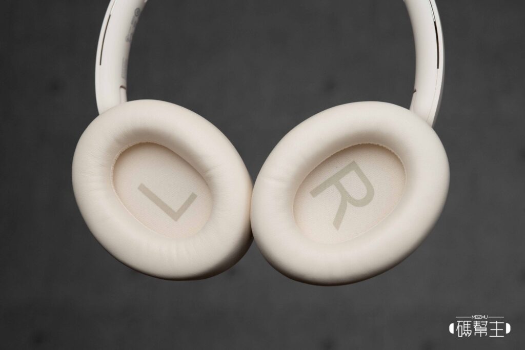 QCY H3S耳罩式耳機左右邊標示